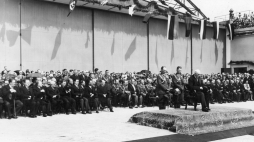 Uroczystość otwarcia terminala pasażerskiego na lotnisku na Okęciu, 29 kwietnia 1934 r. /Źródło: Wikipedia